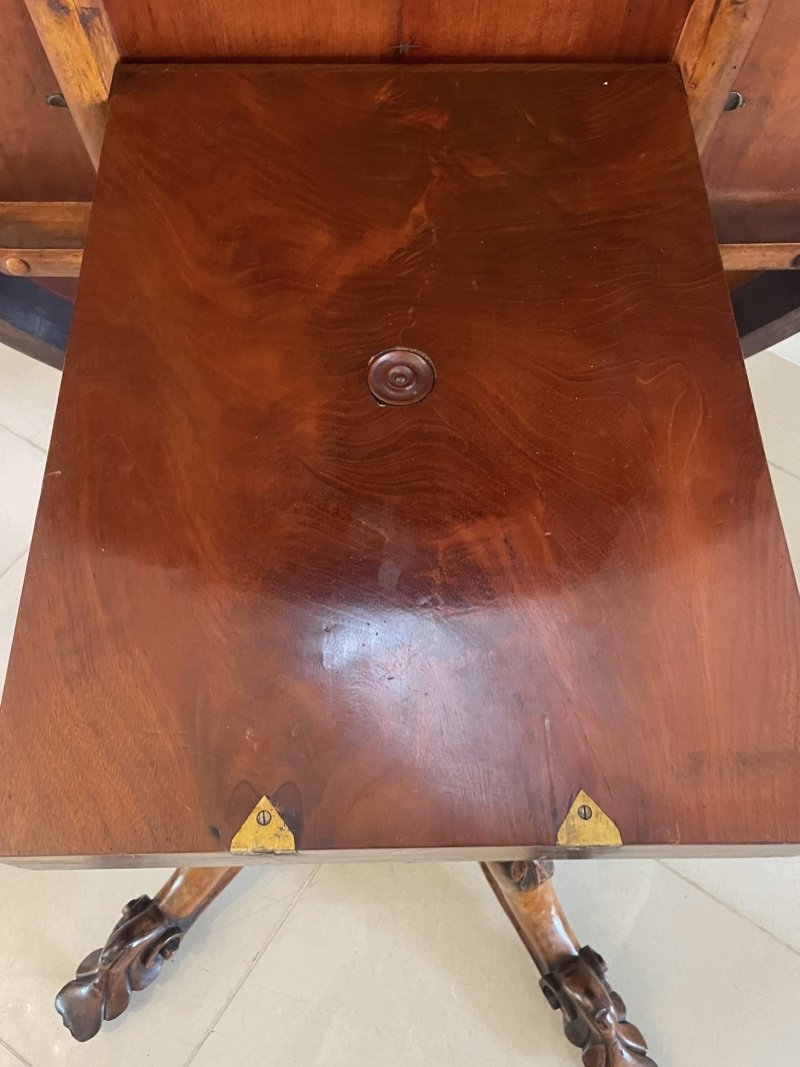 Exceptional Quality Antique Victorian Rosewood Centre/Dining Table - Image 11